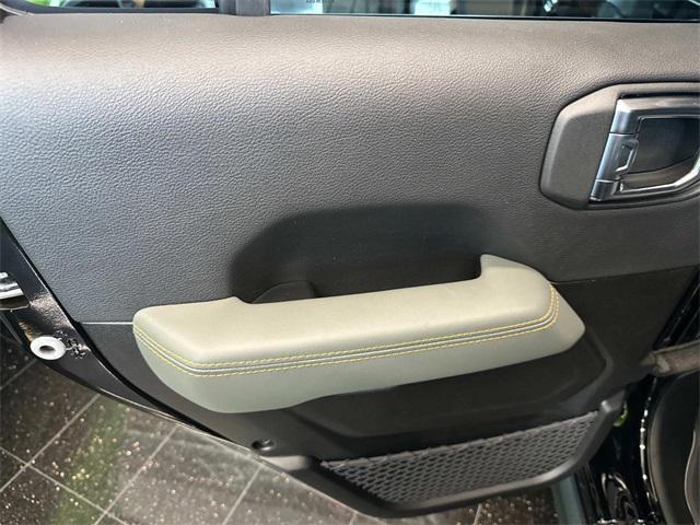 new 2025 Jeep Gladiator car, priced at $52,191