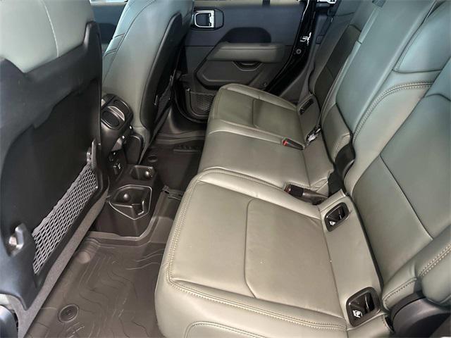 new 2025 Jeep Gladiator car, priced at $52,191
