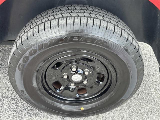 used 2021 Ram 1500 car, priced at $27,550