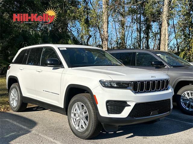 new 2025 Jeep Grand Cherokee car, priced at $40,442