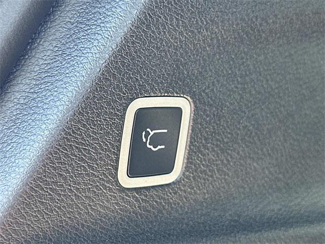 new 2026 Chrysler Pacifica car, priced at $42,380