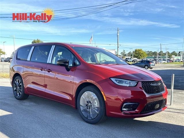 new 2026 Chrysler Pacifica car, priced at $43,630