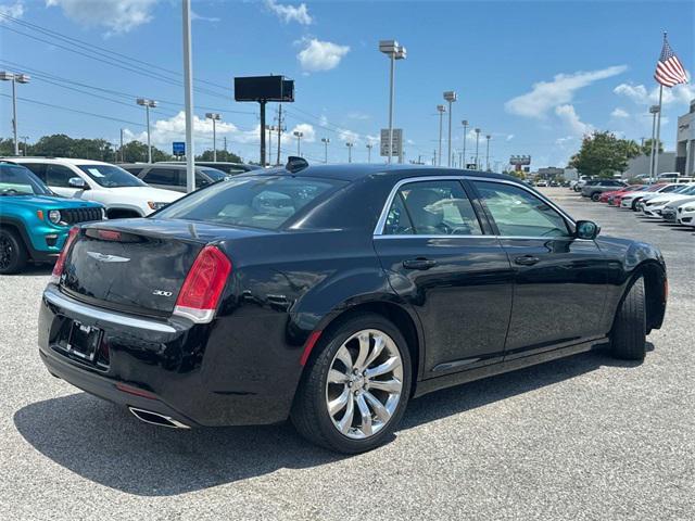 used 2021 Chrysler 300 car, priced at $23,225