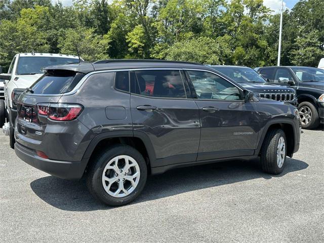 new 2024 Jeep Compass car, priced at $28,360