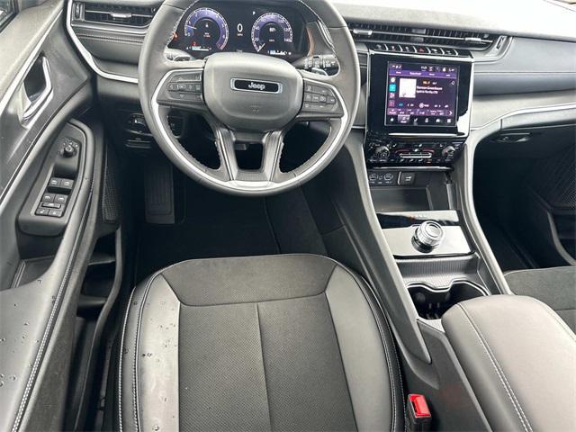new 2025 Jeep Grand Cherokee car, priced at $42,670