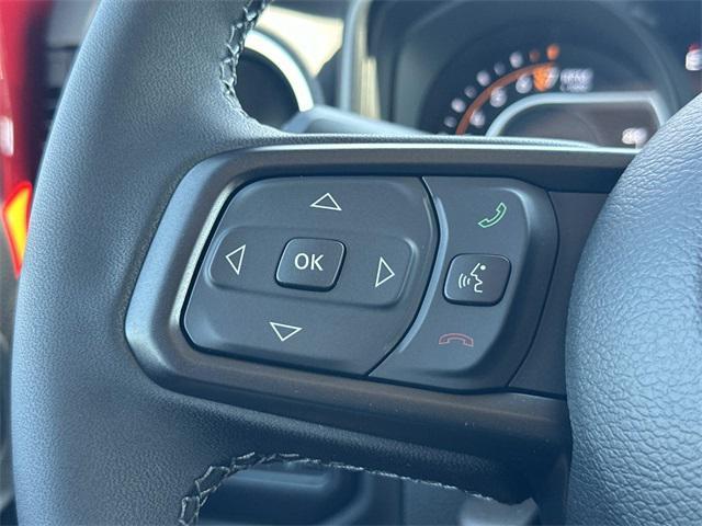 new 2025 Jeep Gladiator car, priced at $48,924