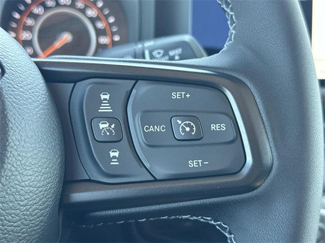 new 2025 Jeep Gladiator car, priced at $48,924