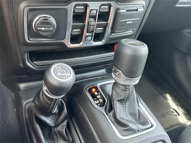new 2025 Jeep Gladiator car, priced at $47,323