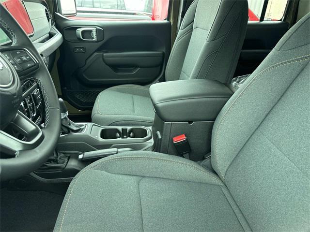 new 2025 Jeep Gladiator car, priced at $47,323