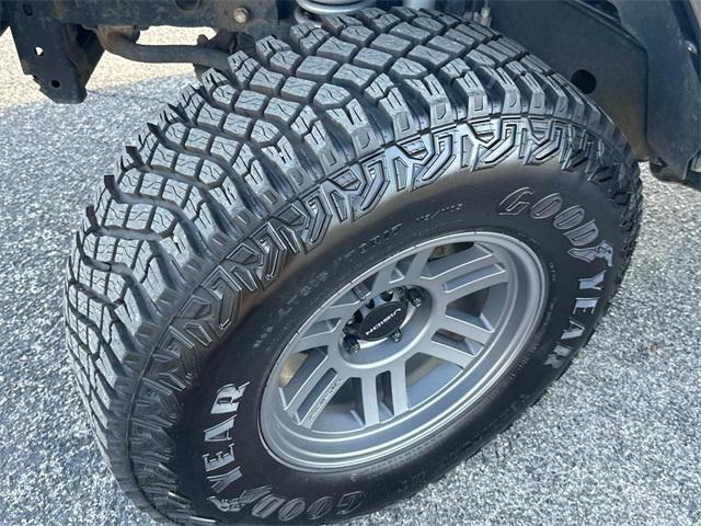 used 2014 Jeep Wrangler Unlimited car, priced at $21,880