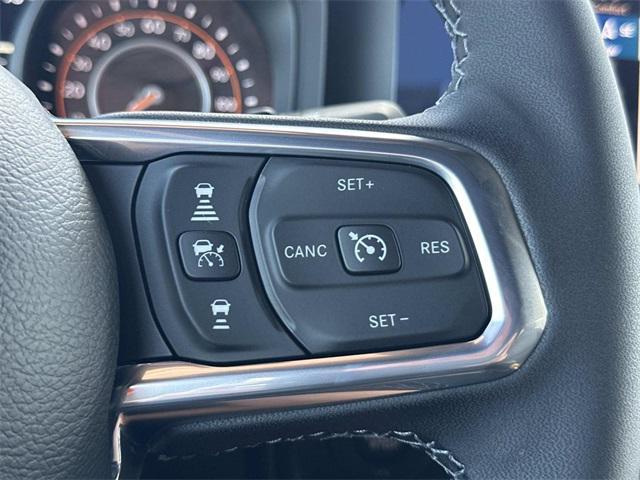 new 2025 Jeep Wrangler car, priced at $54,586