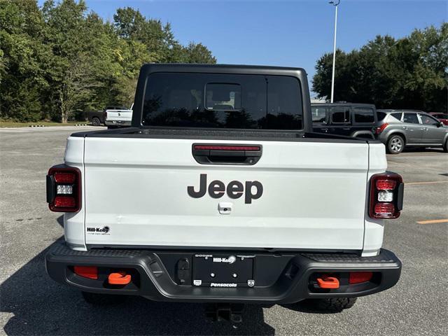 new 2025 Jeep Gladiator car, priced at $50,387