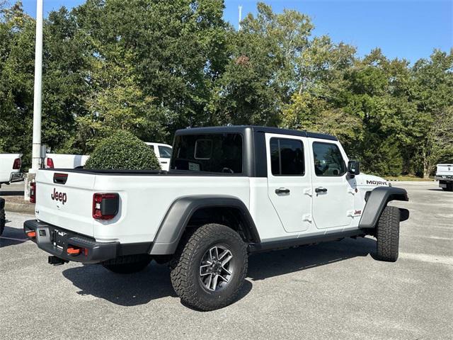new 2025 Jeep Gladiator car, priced at $50,387