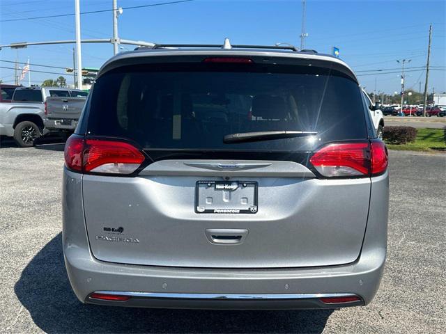 used 2017 Chrysler Pacifica car, priced at $15,750