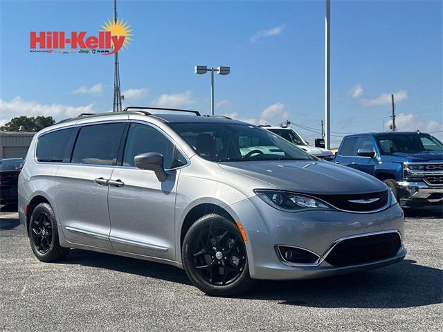 used 2017 Chrysler Pacifica car, priced at $15,750