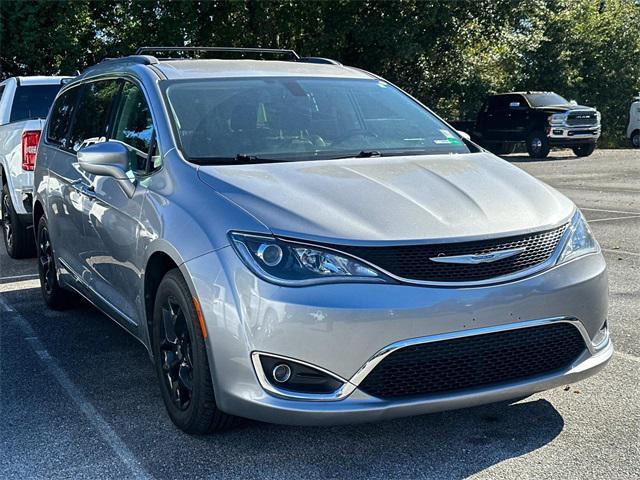 used 2017 Chrysler Pacifica car, priced at $15,750