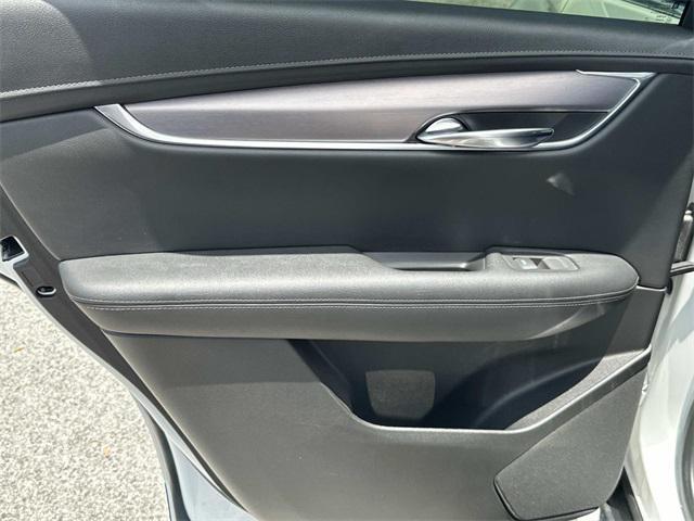 used 2020 Cadillac XT5 car, priced at $18,990