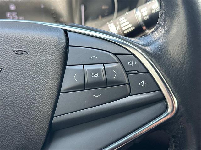 used 2020 Cadillac XT5 car, priced at $18,990