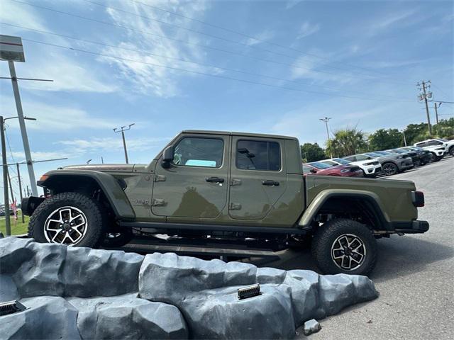 new 2025 Jeep Gladiator car, priced at $55,975