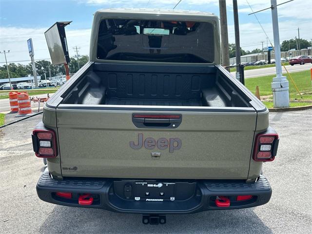 new 2025 Jeep Gladiator car, priced at $55,975