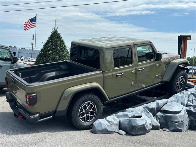 new 2025 Jeep Gladiator car, priced at $55,975