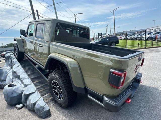 new 2025 Jeep Gladiator car, priced at $55,975