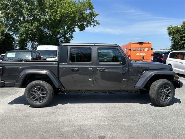 new 2024 Jeep Gladiator car, priced at $47,436