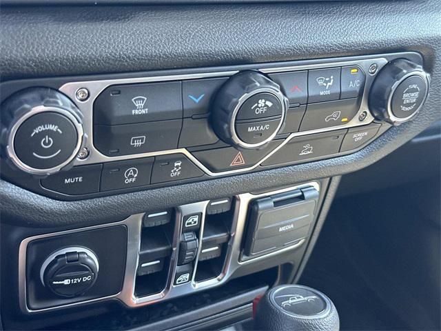 new 2025 Jeep Gladiator car, priced at $41,899