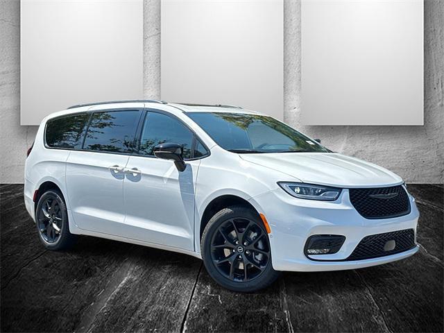 new 2026 Chrysler Pacifica car, priced at $54,548