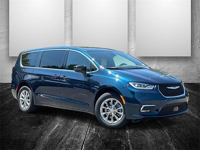new 2025 Chrysler Pacifica car, priced at $44,014