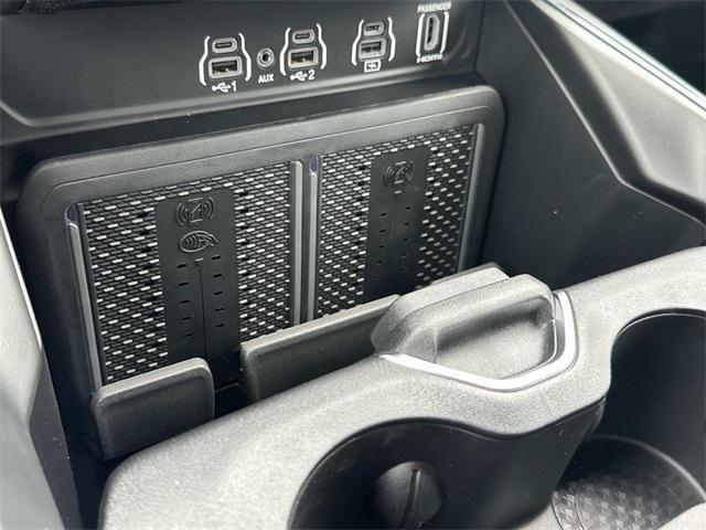 new 2025 Ram 1500 car, priced at $63,071