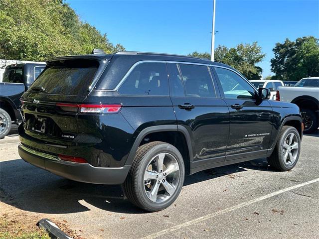 new 2024 Jeep Grand Cherokee car, priced at $49,428