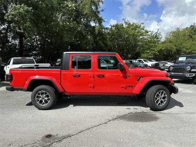 new 2024 Jeep Gladiator car, priced at $45,439