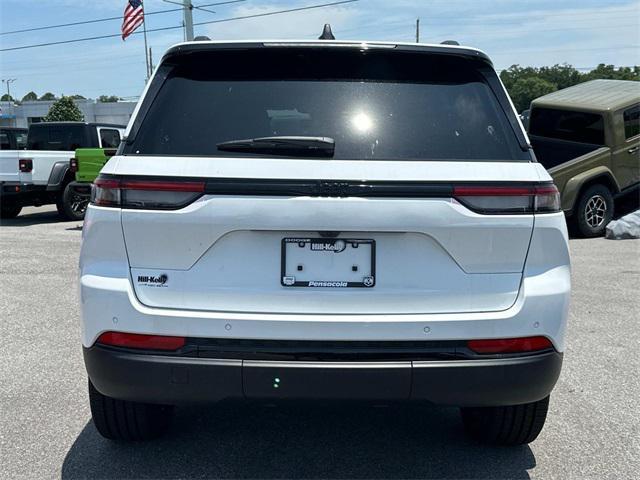 new 2025 Jeep Grand Cherokee car, priced at $39,575