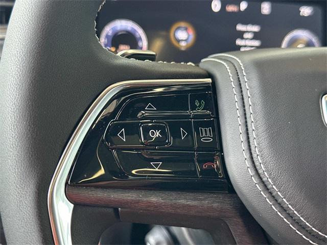 new 2025 Jeep Grand Cherokee car, priced at $56,061