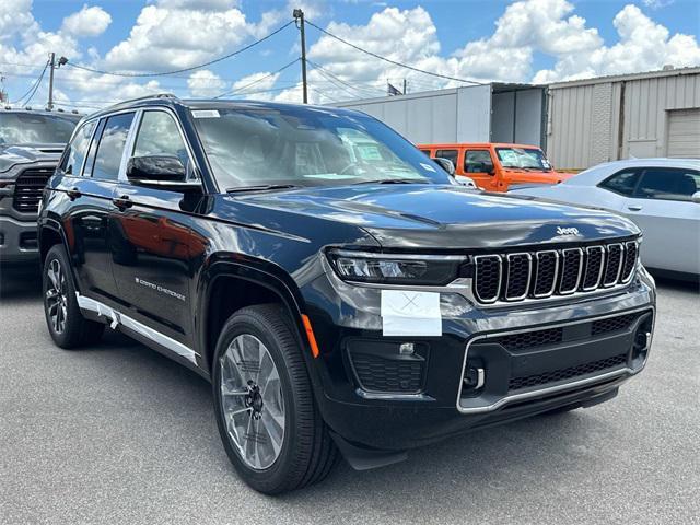 new 2025 Jeep Grand Cherokee car, priced at $56,061