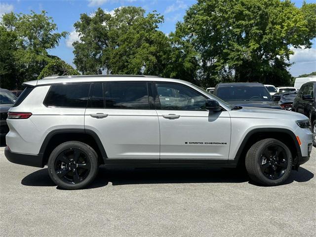 new 2024 Jeep Grand Cherokee L car, priced at $43,240