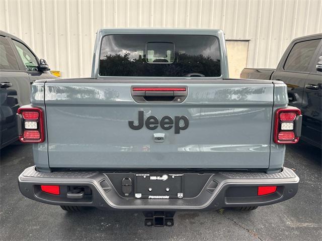 new 2025 Jeep Gladiator car, priced at $52,218