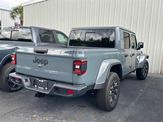 new 2025 Jeep Gladiator car, priced at $52,218