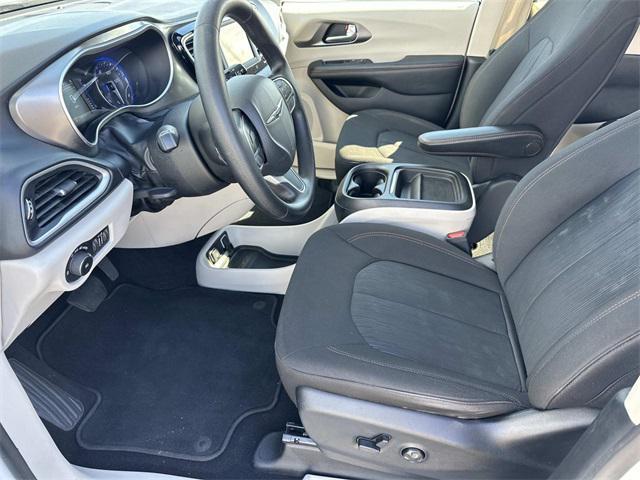 used 2020 Chrysler Pacifica car, priced at $19,150