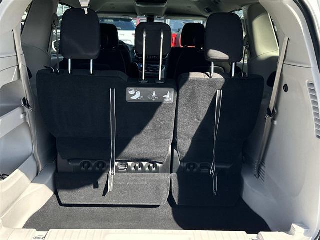 used 2020 Chrysler Pacifica car, priced at $19,150