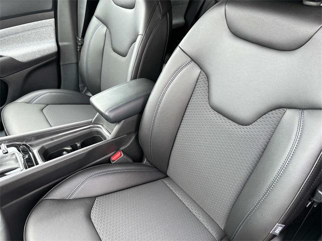 new 2025 Jeep Compass car, priced at $30,360