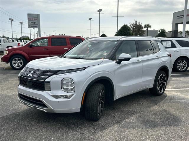 used 2022 Mitsubishi Outlander car, priced at $23,980