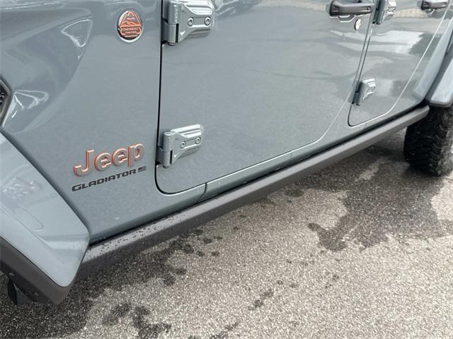 new 2025 Jeep Gladiator car, priced at $56,957