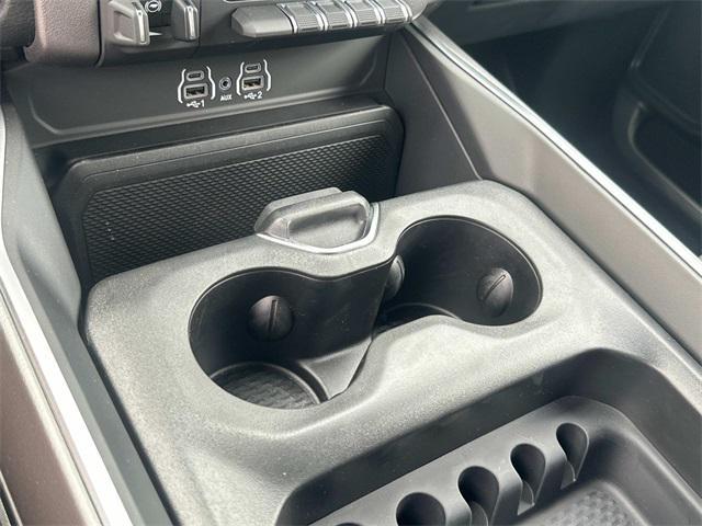 new 2025 Ram 1500 car, priced at $48,255