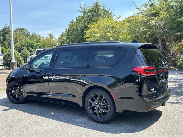 new 2026 Chrysler Pacifica car, priced at $51,634
