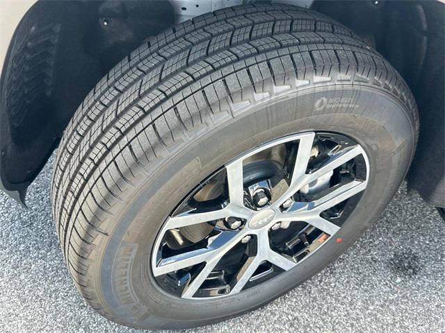 new 2025 Jeep Grand Cherokee car, priced at $46,488