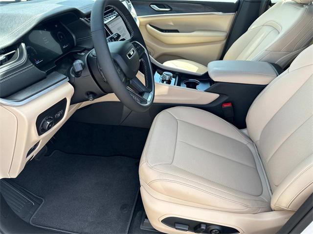 new 2025 Jeep Grand Cherokee car, priced at $46,488