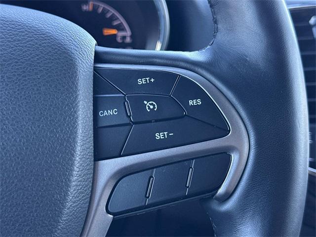 used 2022 Jeep Grand Cherokee car, priced at $28,725