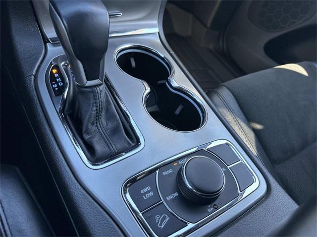 used 2022 Jeep Grand Cherokee car, priced at $28,725